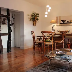 stylish-lisbon-apartment-in-alfama.hotels-lisbon-portugal.com/
